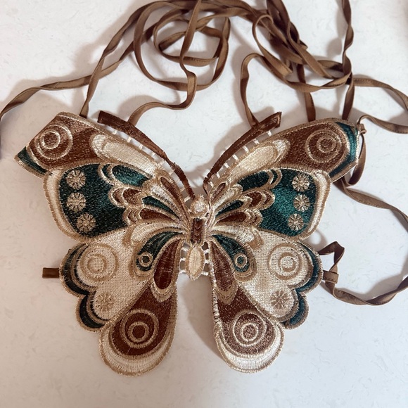 Tops - Embroidered Butterfly Crop Top - Brown & Teal